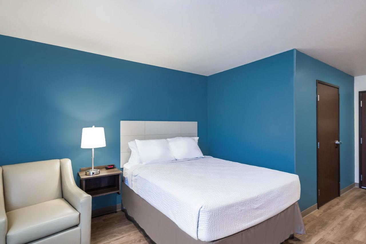 Woodspring Suites Gurnee - Chicago Exterior photo